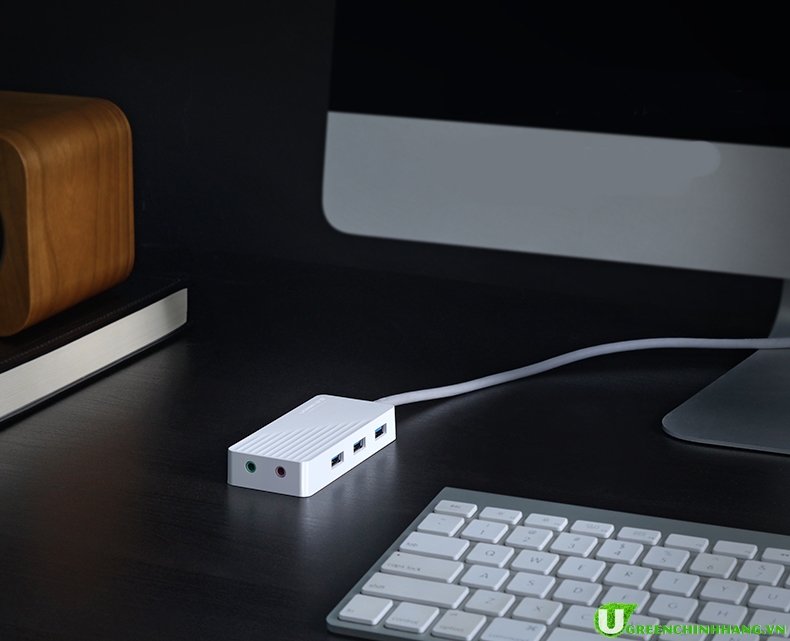hub-usb-3-0-bo-chia-cong-usb-1-ra-3-ho-tro-cong-audio-3-5-cao-cap-ugreen-30418-mau-trang_41-1 san-pham/hub-usb-3-0-3-cong-ho-tro-cong-audio-3-5-ugreen-30418